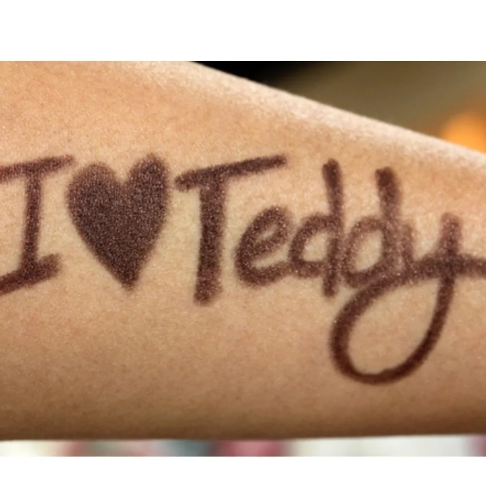MAC Teddy Eye Kohl Eye Pencil